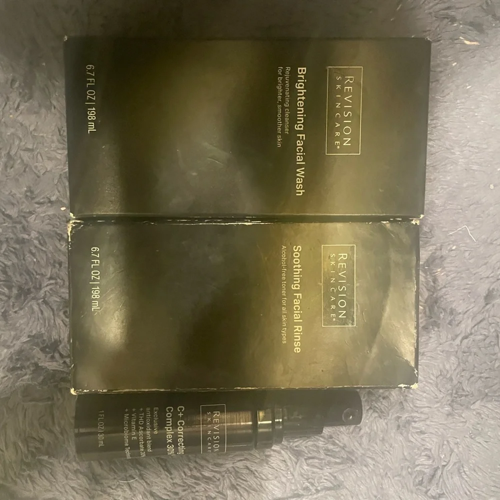 New revision skincare set brightening wash soothing rinse c+ correcting complex - Picture 1 of 1